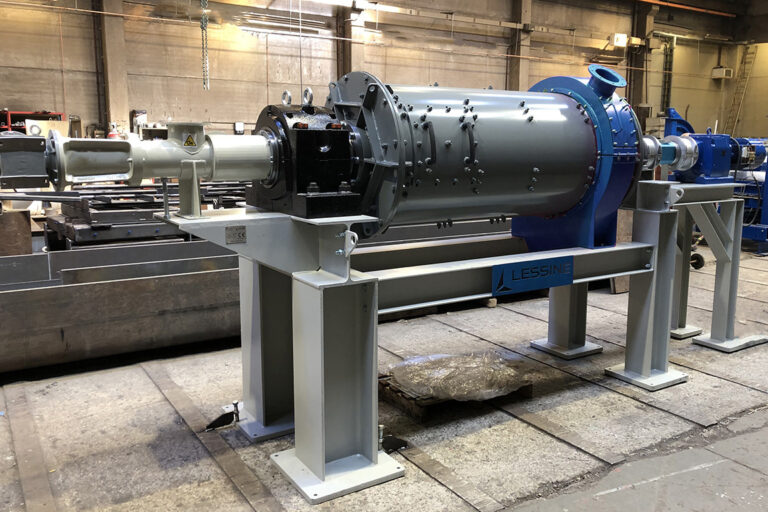 Continuous ball mill