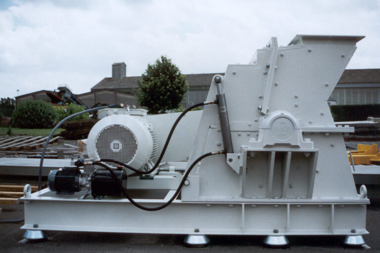 Hammer mill